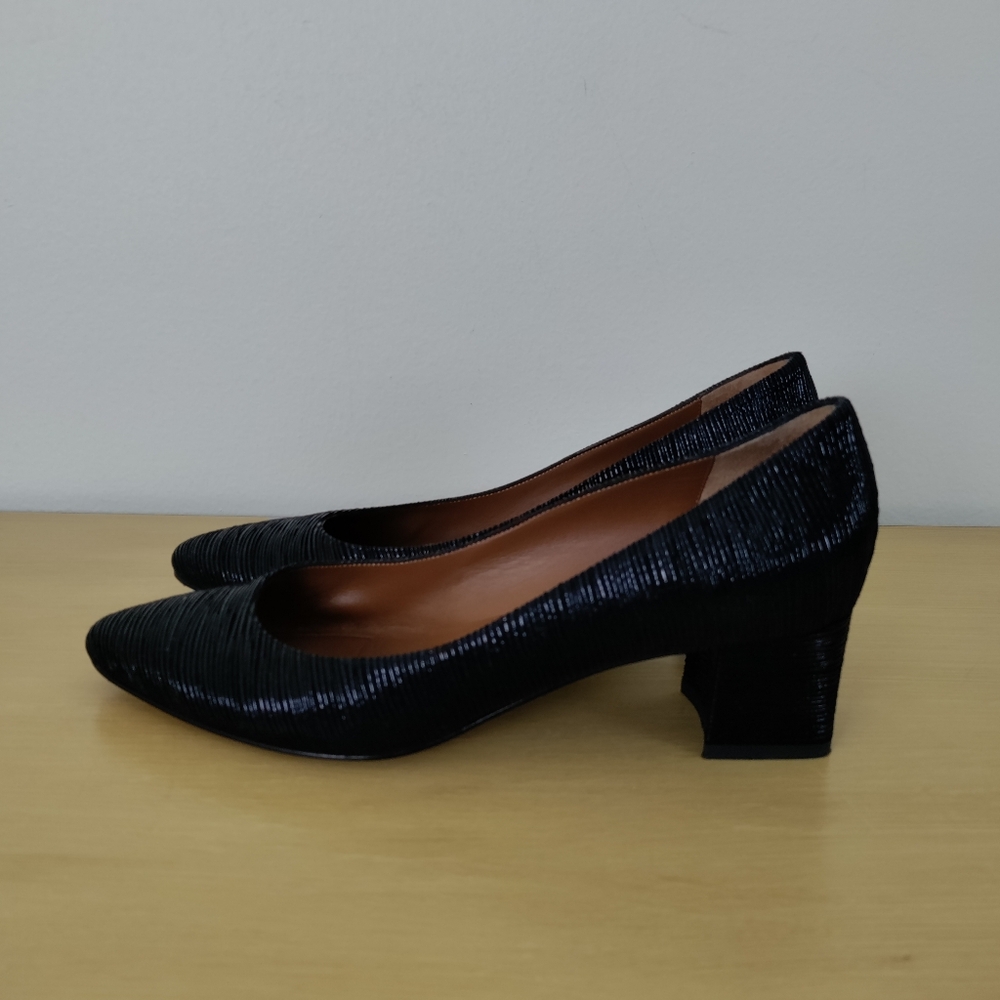 Aquatalia Pasha Italy Block Heels Pointy Leather Size 8 1/2